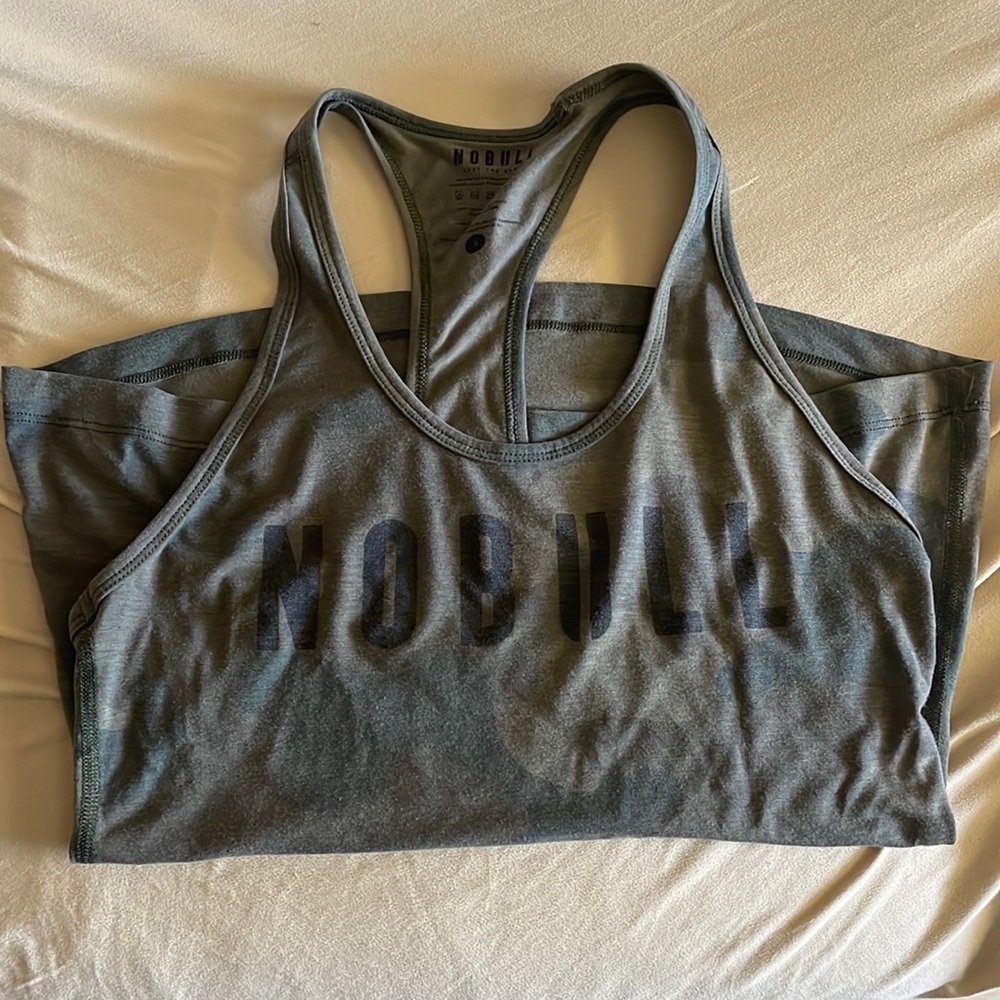 Nobull tank